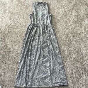 Anthropologie Gray and White Leaf-Print Maxi Dress
